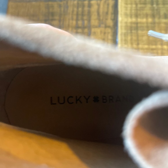 Lucky Brand Tan Wedged Leather Booties Size 38/8. EUC - Picture 9 of 11